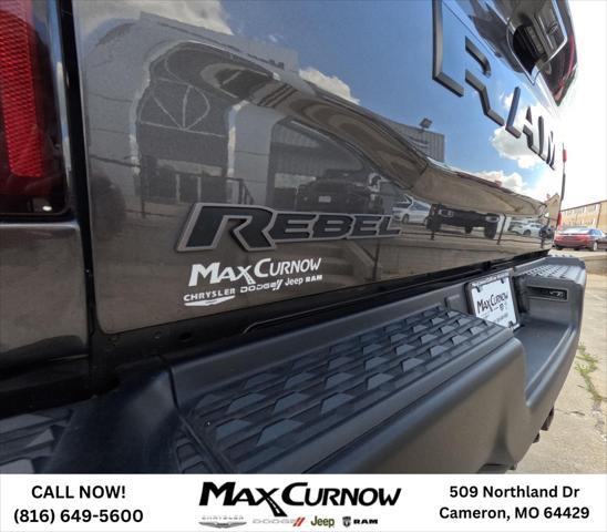 Photo of 2024 Granite Crystal Metallic Clearcoat RAM 2500