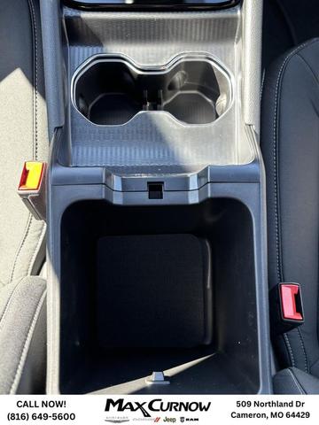 Photo of 2025 Bright White Clearcoat Jeep Grand Cherokee