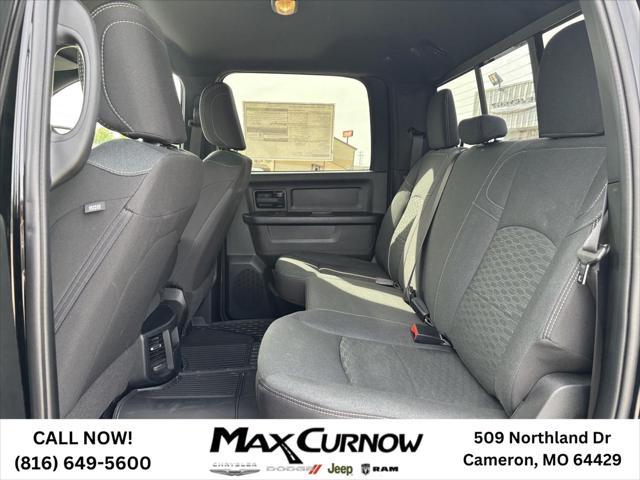Photo of 2025 Diamond Black Crystal Pearlcoat RAM 3500