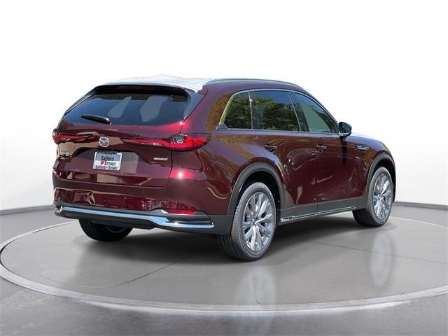 Photo of 2025 Red Mazda CX-90