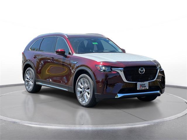 Photo of 2025 Red Mazda CX-90