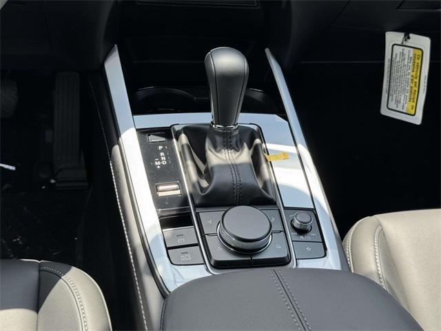 Photo of 2025 Ceramic White Mazda CX-30