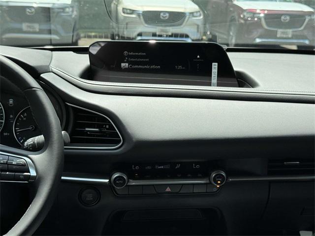 Photo of 2025 Ceramic White Mazda CX-30