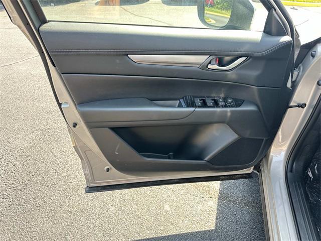 Photo of 2025 Platinum Quartz Metallic Mazda CX-5