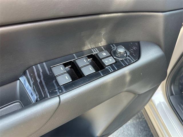 Photo of 2025 Platinum Quartz Metallic Mazda CX-5