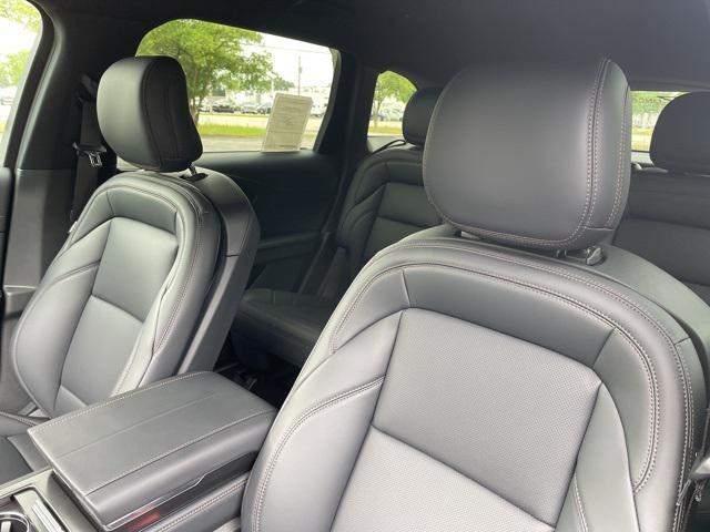 Photo of 2025 Gray Metallic Lincoln Nautilus