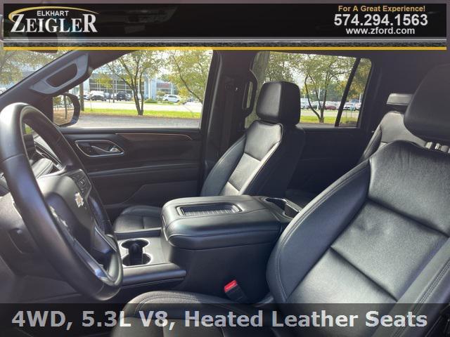 Photo of 2023 Black Chevrolet Suburban