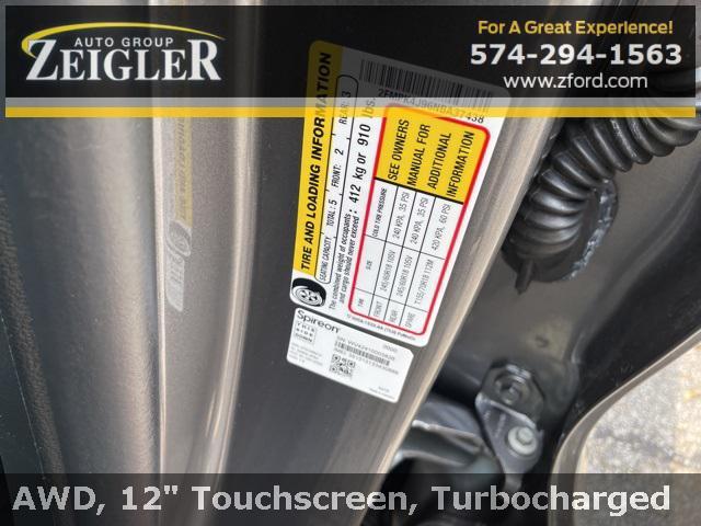 Photo of 2022 Carbonized Gray Metallic Ford Edge