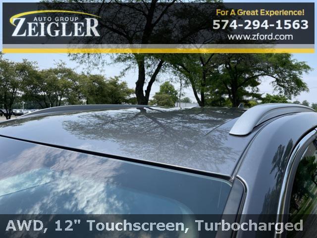 Photo of 2022 Carbonized Gray Metallic Ford Edge
