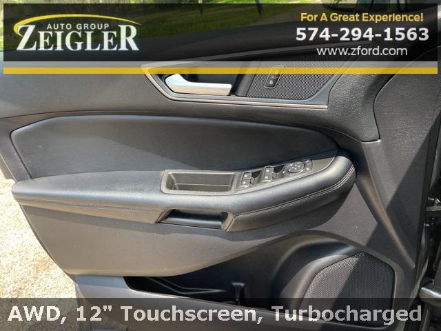Photo of 2022 Carbonized Gray Metallic Ford Edge