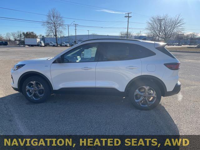 Photo of 2025 Star White Metallic Tri-Coat Ford Escape