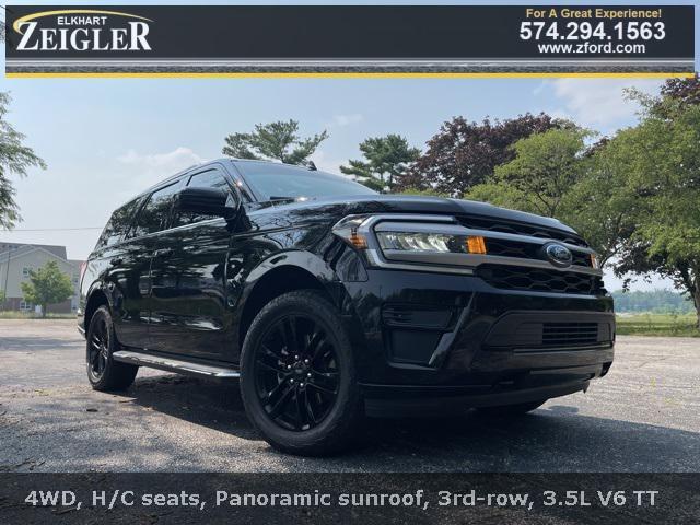 Photo of 2022 Agate Black Metallic Ford Expedition