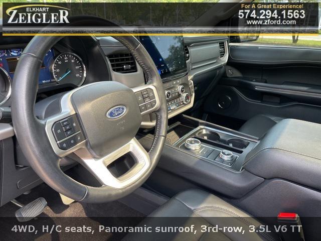 Photo of 2022 Agate Black Metallic Ford Expedition