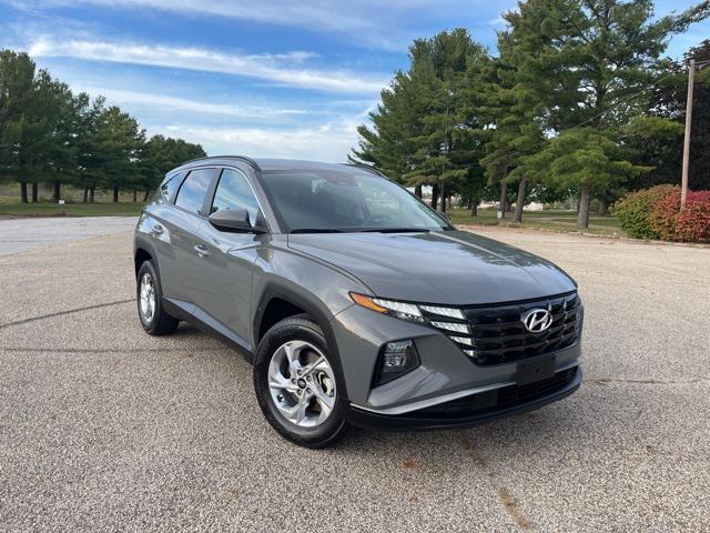 Photo of 2024 Hampton Gray Hyundai TUCSON
