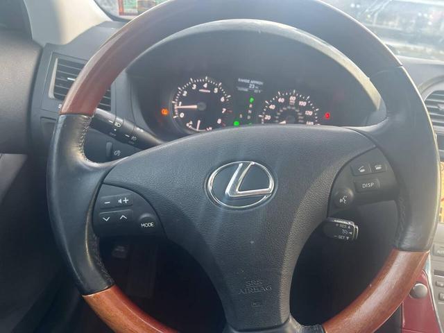 Photo of 2008 Gray Lexus ES 350