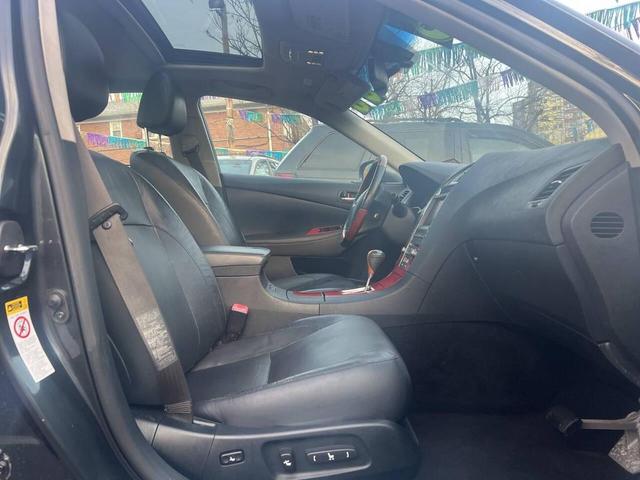 Photo of 2008 Gray Lexus ES 350