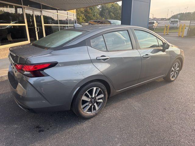 Photo of 2025 Gun Metallic Nissan Versa