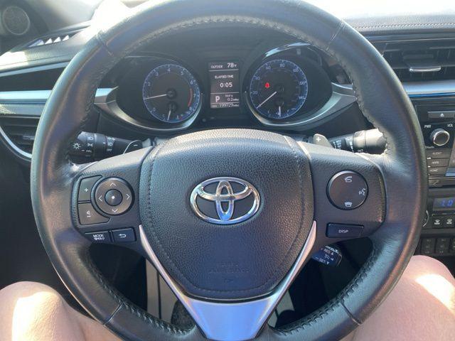 Photo of 2015 Blue Toyota Corolla