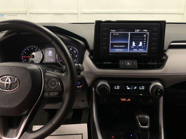 Photo of 2021 Midnight Black Metallic Toyota RAV4