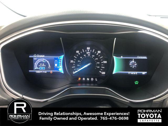 Photo of 2016 MAGNETIC METALLIC Ford Fusion Hybrid
