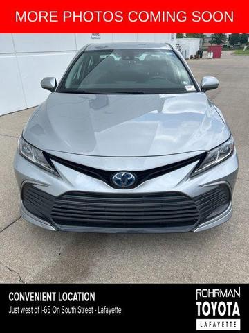 Photo of 2022 Celestial Silver Metallic Toyota Camry