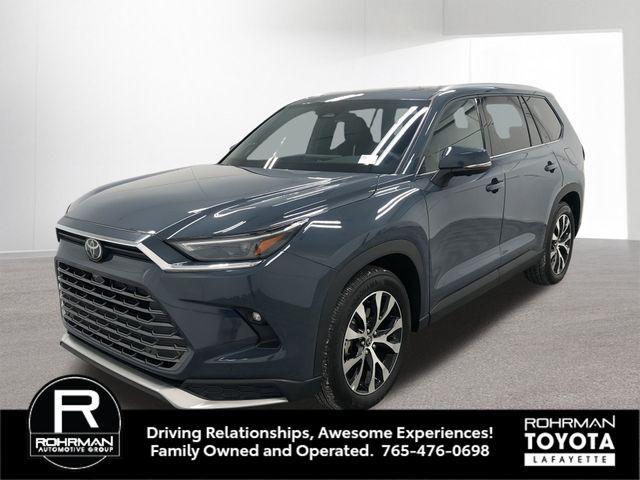 Photo of 2025 Storm Cloud Toyota Grand Highlander Hybrid