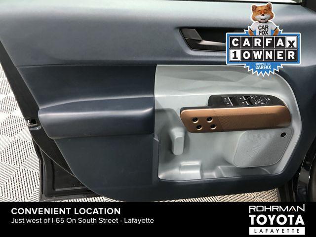 Photo of 2022 ALTO BLUE METALLIC TC Ford Maverick