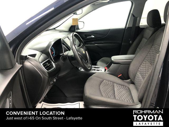 Photo of 2021 Midnight Blue Metallic Chevrolet Equinox