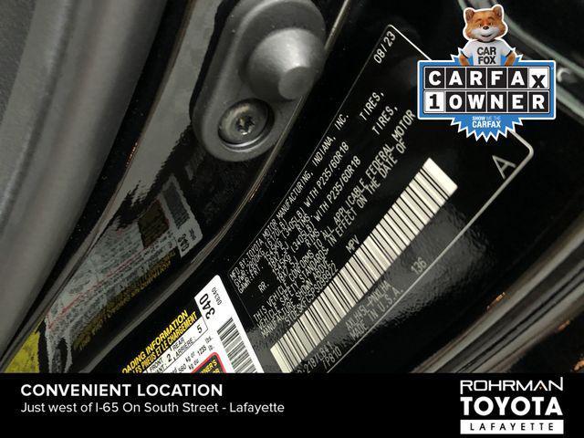 Photo of 2023 Midnight Black Metallic Toyota Sienna