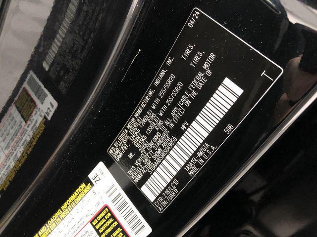 Photo of 2024 Midnight Black Metallic Toyota Grand Highlander