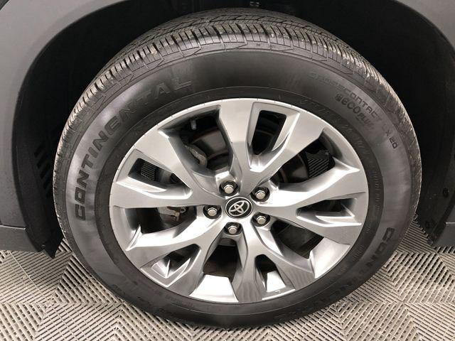 Photo of 2024 Midnight Black Metallic Toyota Grand Highlander