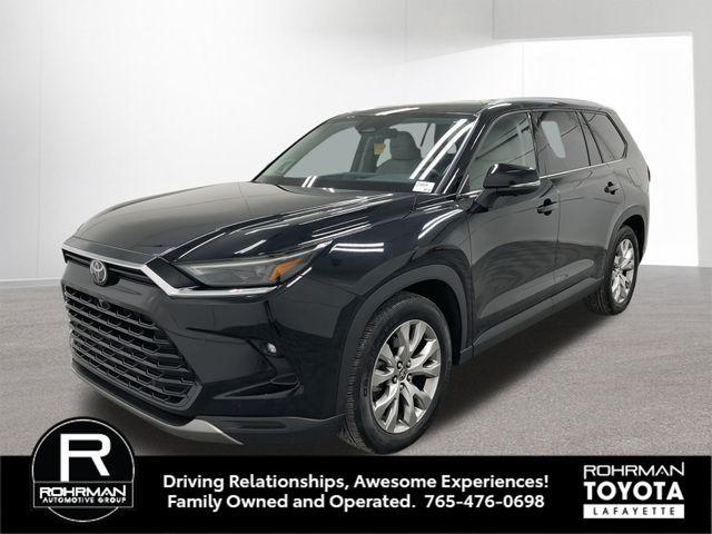 Photo of 2024 Midnight Black Metallic Toyota Grand Highlander