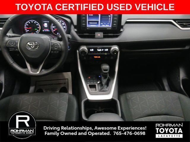 Photo of 2022 Midnight Black Metallic Toyota RAV4