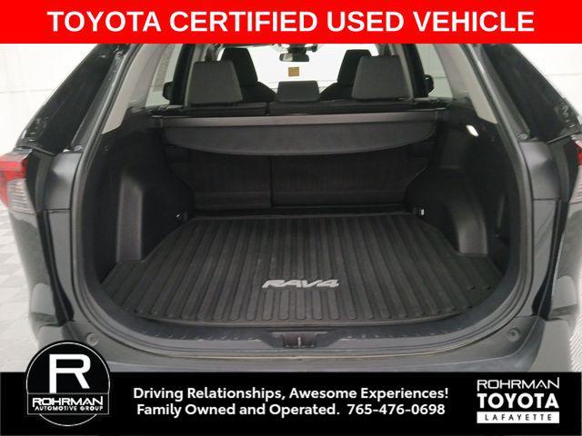 Photo of 2022 Midnight Black Metallic Toyota RAV4