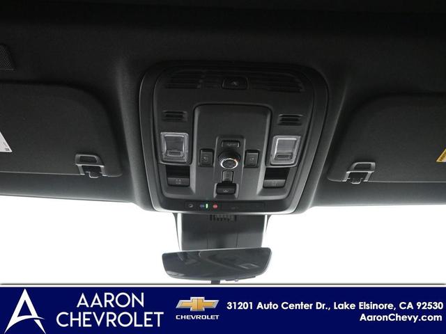 Photo of 2025 Iridescent Pearl Tricoat Chevrolet Tahoe