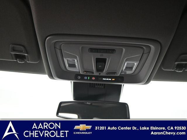 Photo of 2025 Summit White Chevrolet Silverado 2500