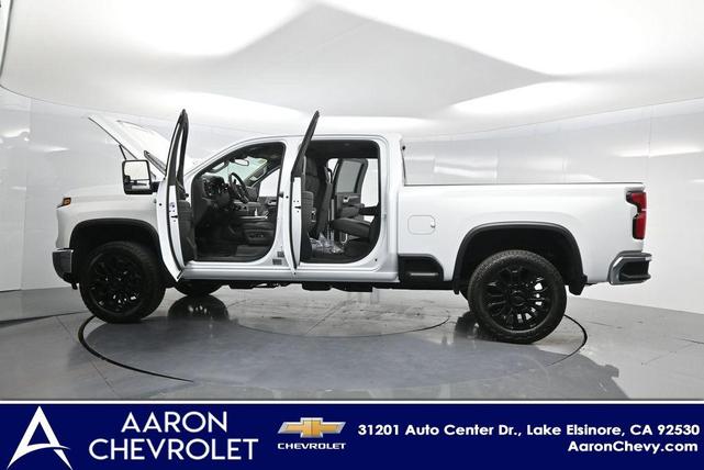 Photo of 2025 Summit White Chevrolet Silverado 2500