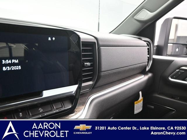 Photo of 2025 Summit White Chevrolet Silverado 2500