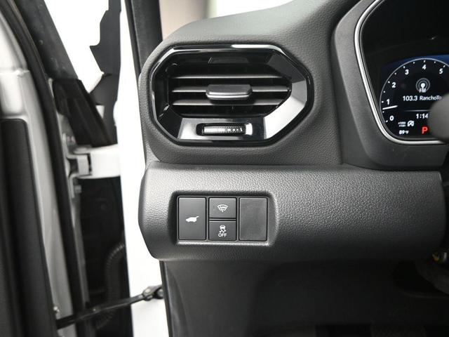 Photo of 2024 Platinum White Pearl Honda Pilot