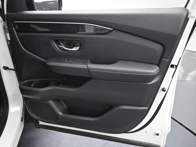 Photo of 2024 Platinum White Pearl Honda Pilot