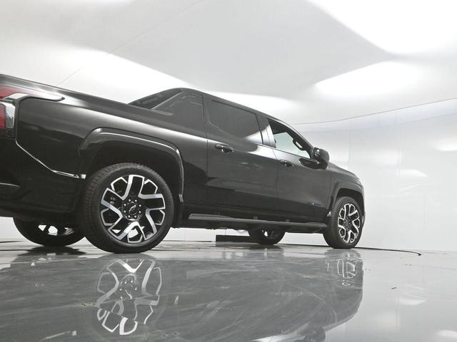 Photo of 2024 Black Chevrolet Silverado EV