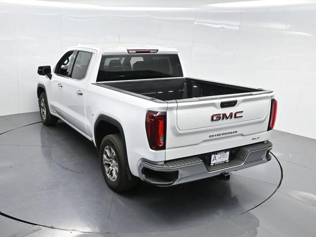 Photo of 2024 Summit White GMC Sierra 1500