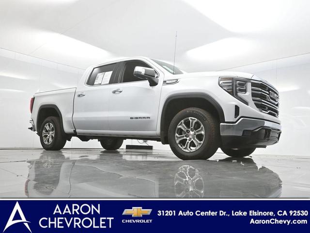 Photo of 2024 Summit White GMC Sierra 1500