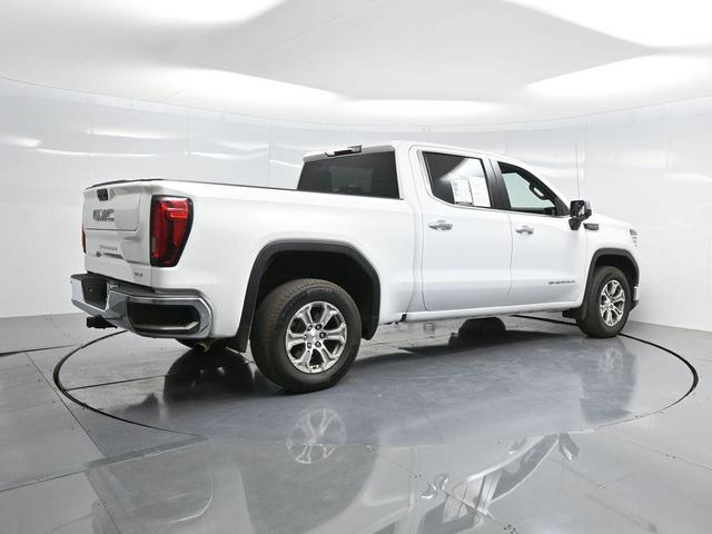 Photo of 2024 Summit White GMC Sierra 1500