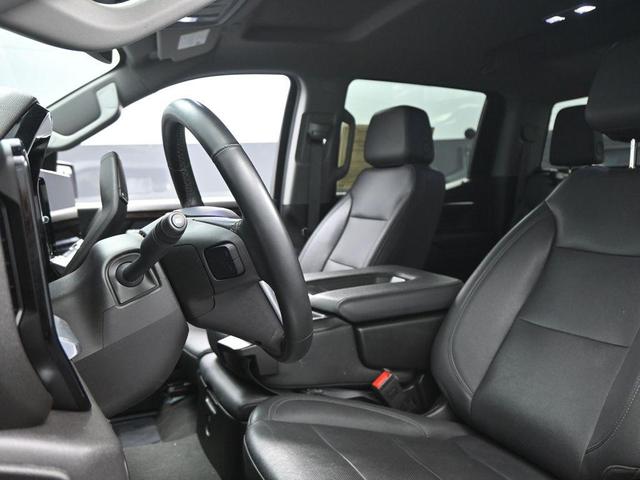 Photo of 2024 Summit White GMC Sierra 1500