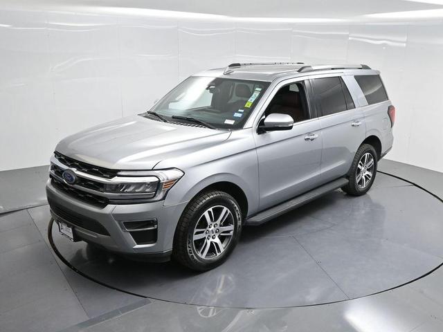 Photo of 2024 ICONIC SILVER METALLIC Ford Expedition