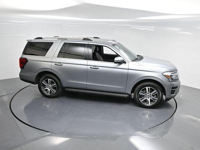 Photo of 2024 ICONIC SILVER METALLIC Ford Expedition
