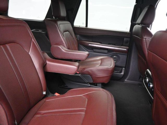 Photo of 2024 ICONIC SILVER METALLIC Ford Expedition