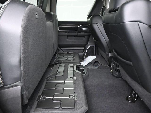 Photo of 2024 Billet Silver Metallic Clearcoat RAM 2500