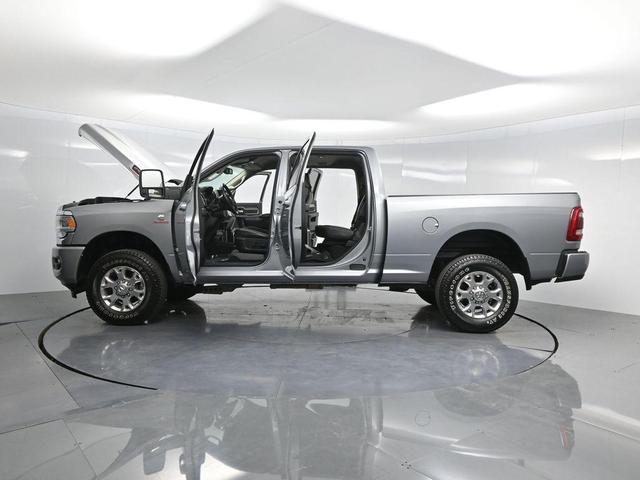 Photo of 2024 Billet Silver Metallic Clearcoat RAM 2500